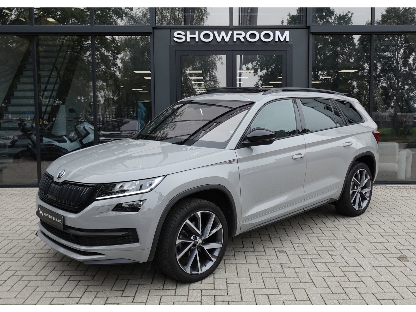 Škoda Kodiaq 1.5 TSI Business Edition Plus PANO CAM MEMORY