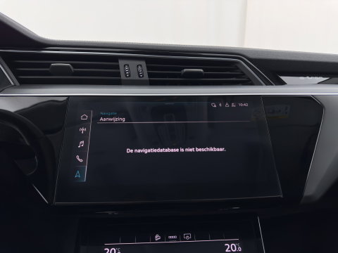 Audi e-tron Sportback 55 quattro Business edition Plus 95 kWh 3-Fase-11kW] {SoH-94%} *PANO | LEATHER | ADAPTIVE-CRUISE | MEMORY-PACK | FULL-LED | DIGI-COCKPIT | KEYLESS | CAMERA | PRIVACY-GLASS | HEATED-COMFORTSEATS | DAB+ | 21''ALU*