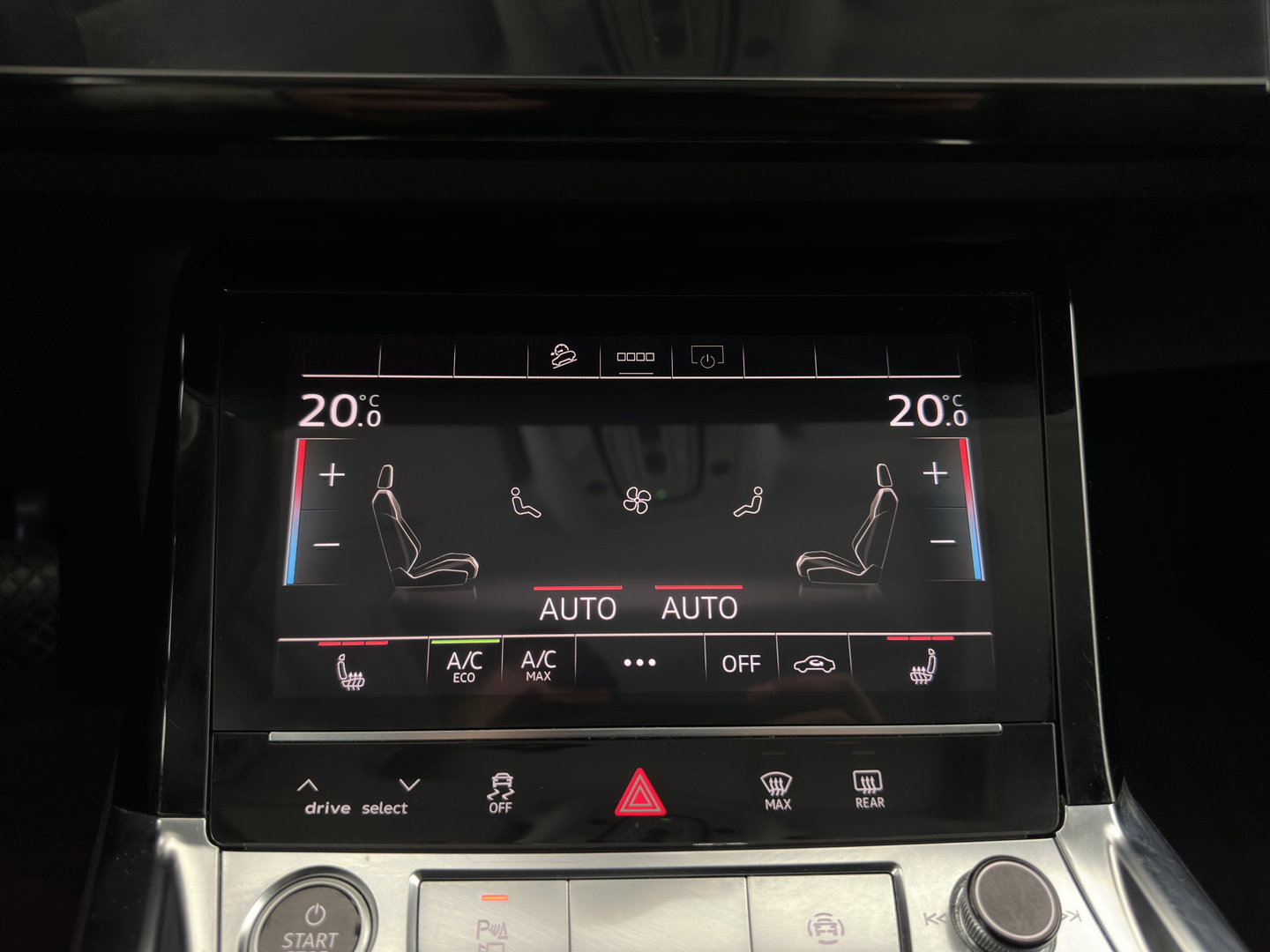Audi e-tron Sportback 55 quattro Business edition Plus 95 kWh 3-Fase-11kW] {SoH-94%} *PANO | LEATHER | ADAPTIVE-CRUISE | MEMORY-PACK | FULL-LED | DIGI-COCKPIT | KEYLESS | CAMERA | PRIVACY-GLASS | HEATED-COMFORTSEATS | DAB+ | 21''ALU*