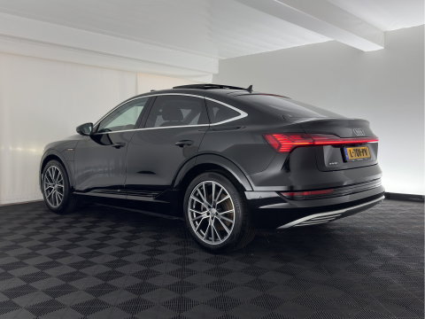 Audi e-tron Sportback 55 quattro Business edition Plus 95 kWh 3-Fase-11kW] {SoH-94%} *PANO | LEATHER | ADAPTIVE-CRUISE | MEMORY-PACK | FULL-LED | DIGI-COCKPIT | KEYLESS | CAMERA | PRIVACY-GLASS | HEATED-COMFORTSEATS | DAB+ | 21''ALU*