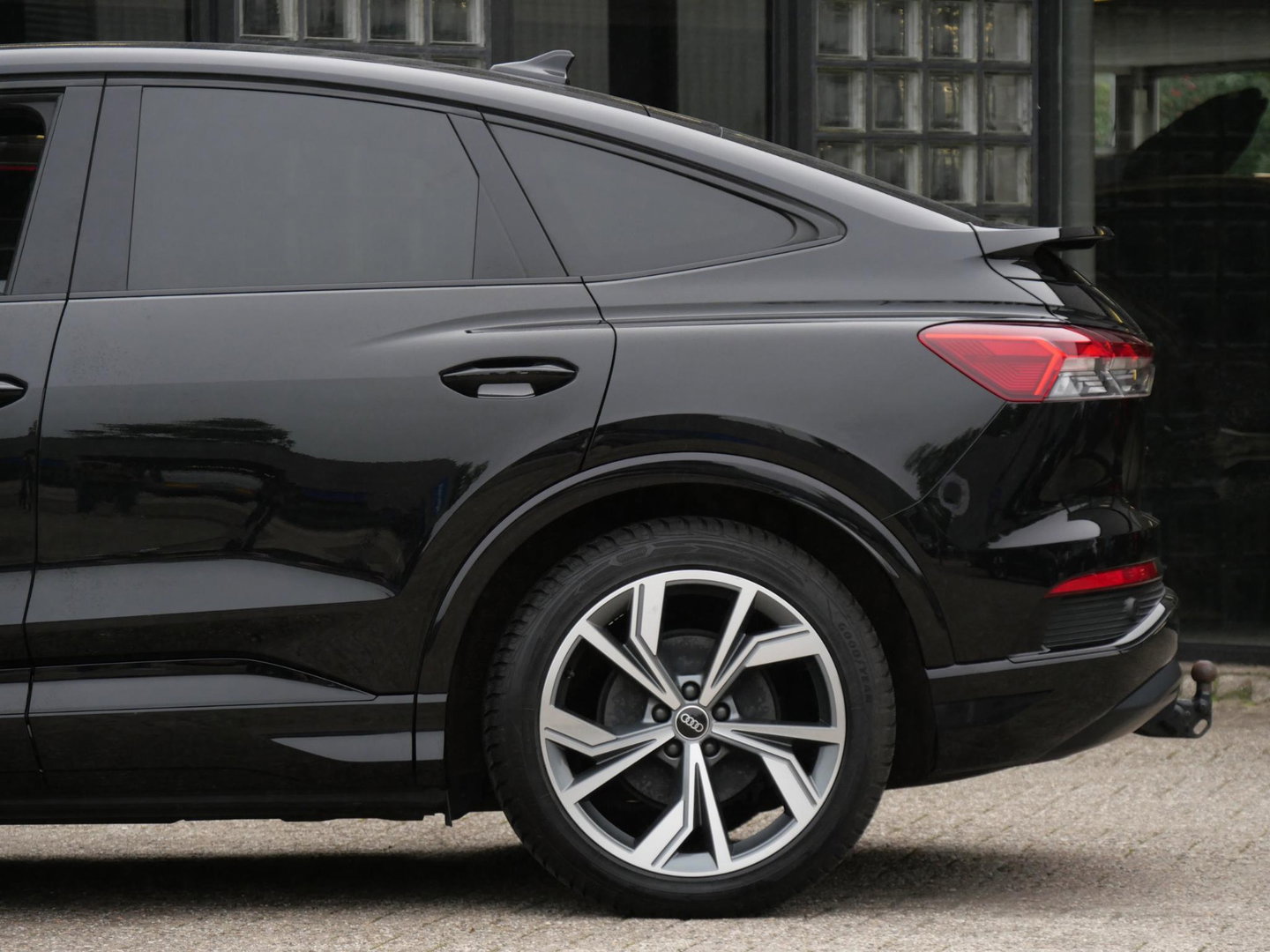 Audi Q4 Sportback e-tron 40 S-EDITION/ ELEKT. STOELEN/ BLINDSPOT/ HEAD-UP/ SONOS AUDIO/ SOH 95%