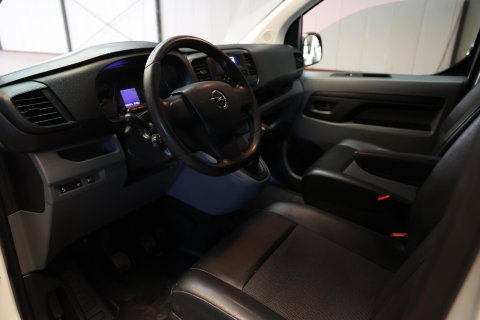 Opel Vivaro 2.0 CDTI L3H1 LANG IMPERIAAL 2500 KG TREKHAAK
