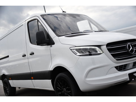 Mercedes-Benz Sprinter 319 V6 3.0 CDI L2H1 PB Edition Adaptieve Cruise, Carplay, Camera, LED, Automaat, Trekhaak, Multimedia, 190pk, Geveerde Stoel, Uniek!