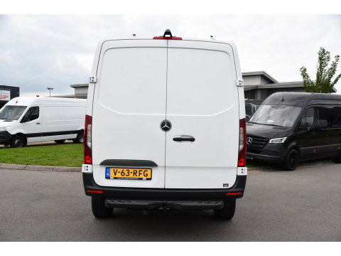 Mercedes-Benz Sprinter 319 V6 3.0 CDI L2H1 PB Edition Adaptieve Cruise, Carplay, Camera, LED, Automaat, Trekhaak, Multimedia, 190pk, Geveerde Stoel, Uniek!