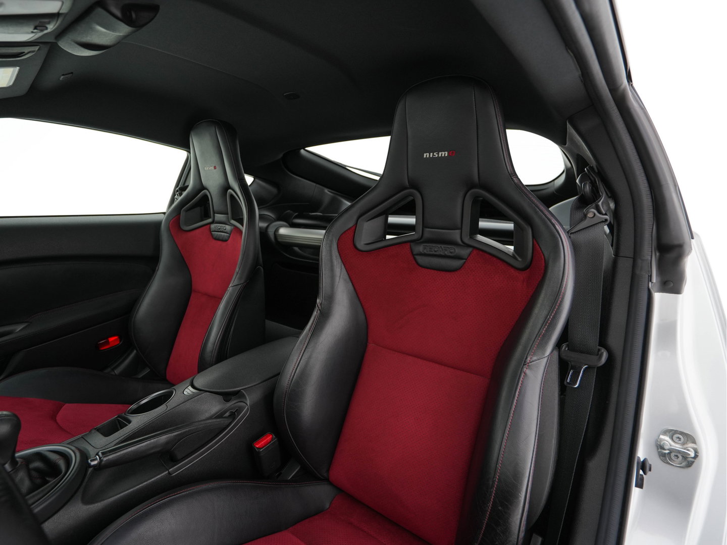 Nissan 370Z 3.7 V6 Nismo *LEATHER-MICROFIBRE | XENON | RECARO-SPORTSEATS | BOSE-SOUND | CAMERA | NAVI-FULLMAP | KEYLESS | ECC | CRUISE | 19''ALU*