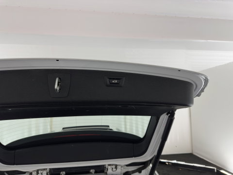 BMW 3 Serie Touring 318i Luxury Edition (INCL.BTW) Aut. *PANO | LEATHER | FULL-LED | HEATED-SPORTSEATS | DIGI-COCKPIT | NAVI-FULLMAP | ECC | PDC | CRUISE | 17''ALU | TOWBAR*