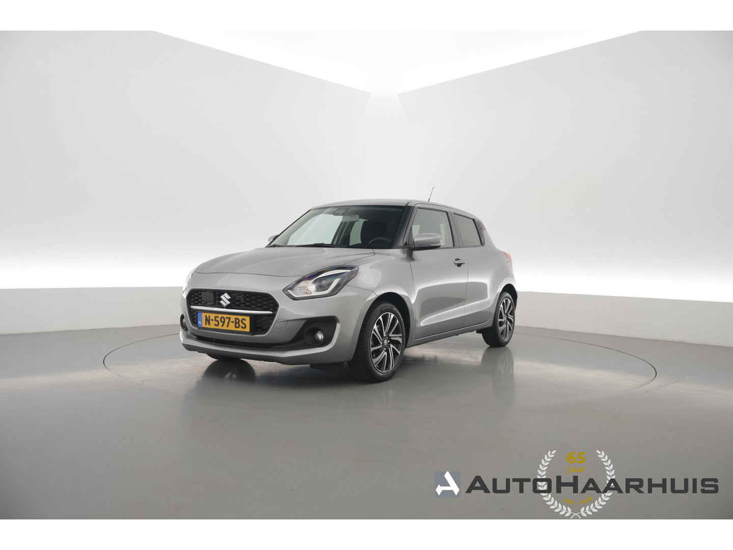 Suzuki Swift 1.2 Style Smart Hybrid | Camera | Adapt. Cruise | Dodehoek | Stoelverw. | NAV+Carplay | Keyless | PDC V