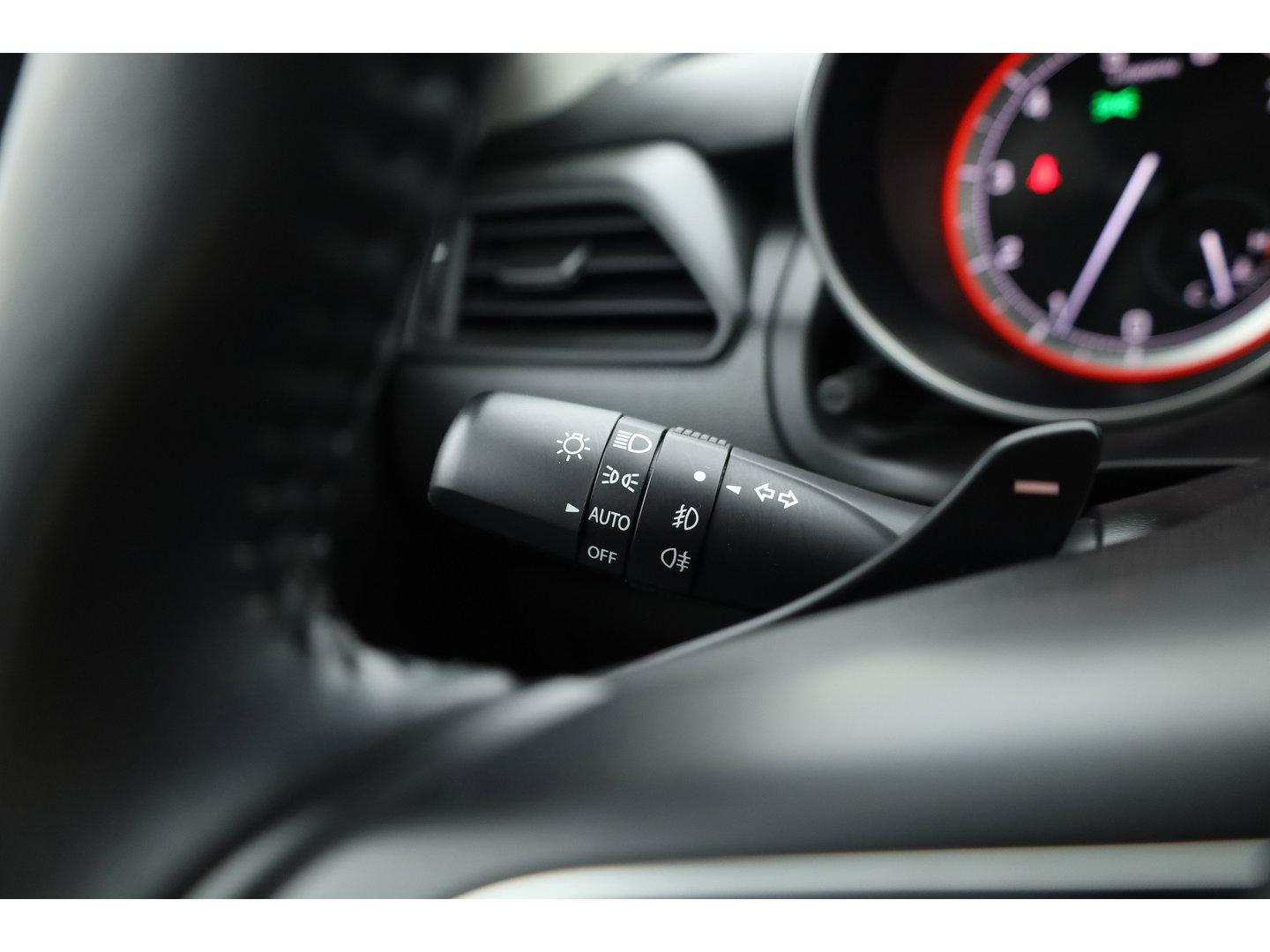 Suzuki Swift 1.2 Style Smart Hybrid | Camera | Adapt. Cruise | Dodehoek | Stoelverw. | NAV+Carplay | Keyless | PDC V