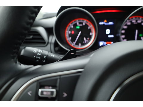 Suzuki Swift 1.2 Style Smart Hybrid | Camera | Adapt. Cruise | Dodehoek | Stoelverw. | NAV+Carplay | Keyless | PDC V