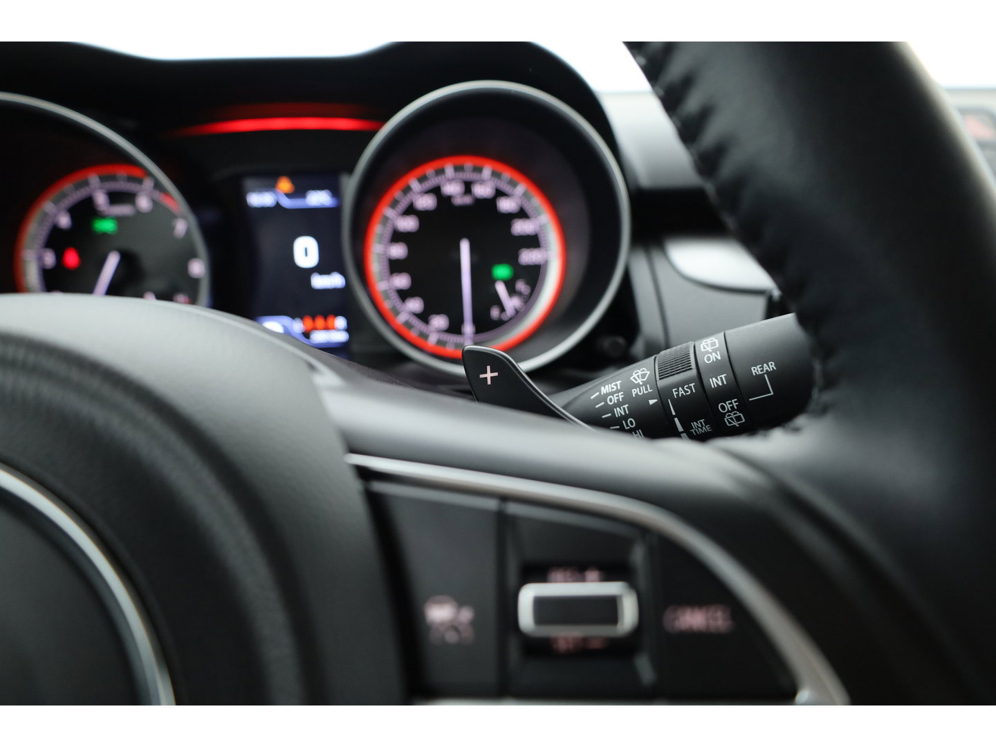 Suzuki Swift 1.2 Style Smart Hybrid | Camera | Adapt. Cruise | Dodehoek | Stoelverw. | NAV+Carplay | Keyless | PDC V