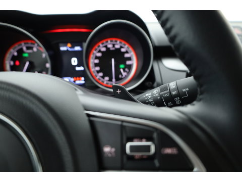 Suzuki Swift 1.2 Style Smart Hybrid | Camera | Adapt. Cruise | Dodehoek | Stoelverw. | NAV+Carplay | Keyless | PDC V