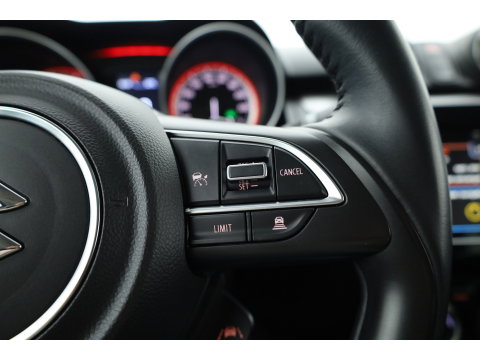 Suzuki Swift 1.2 Style Smart Hybrid | Camera | Adapt. Cruise | Dodehoek | Stoelverw. | NAV+Carplay | Keyless | PDC V