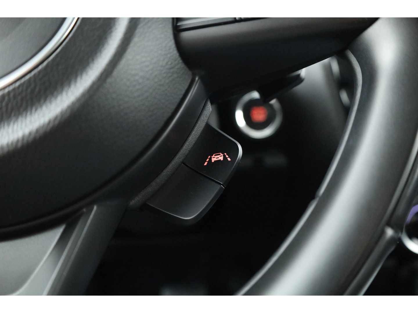 Suzuki Swift 1.2 Style Smart Hybrid | Camera | Adapt. Cruise | Dodehoek | Stoelverw. | NAV+Carplay | Keyless | PDC V