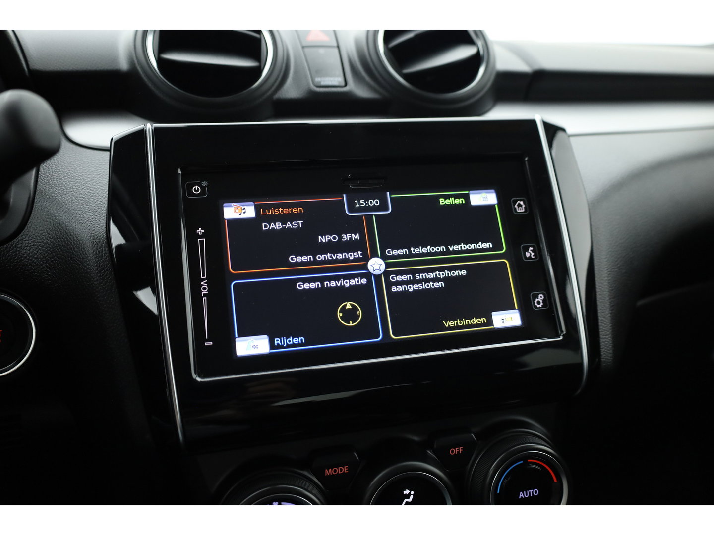 Suzuki Swift 1.2 Style Smart Hybrid | Camera | Adapt. Cruise | Dodehoek | Stoelverw. | NAV+Carplay | Keyless | PDC V