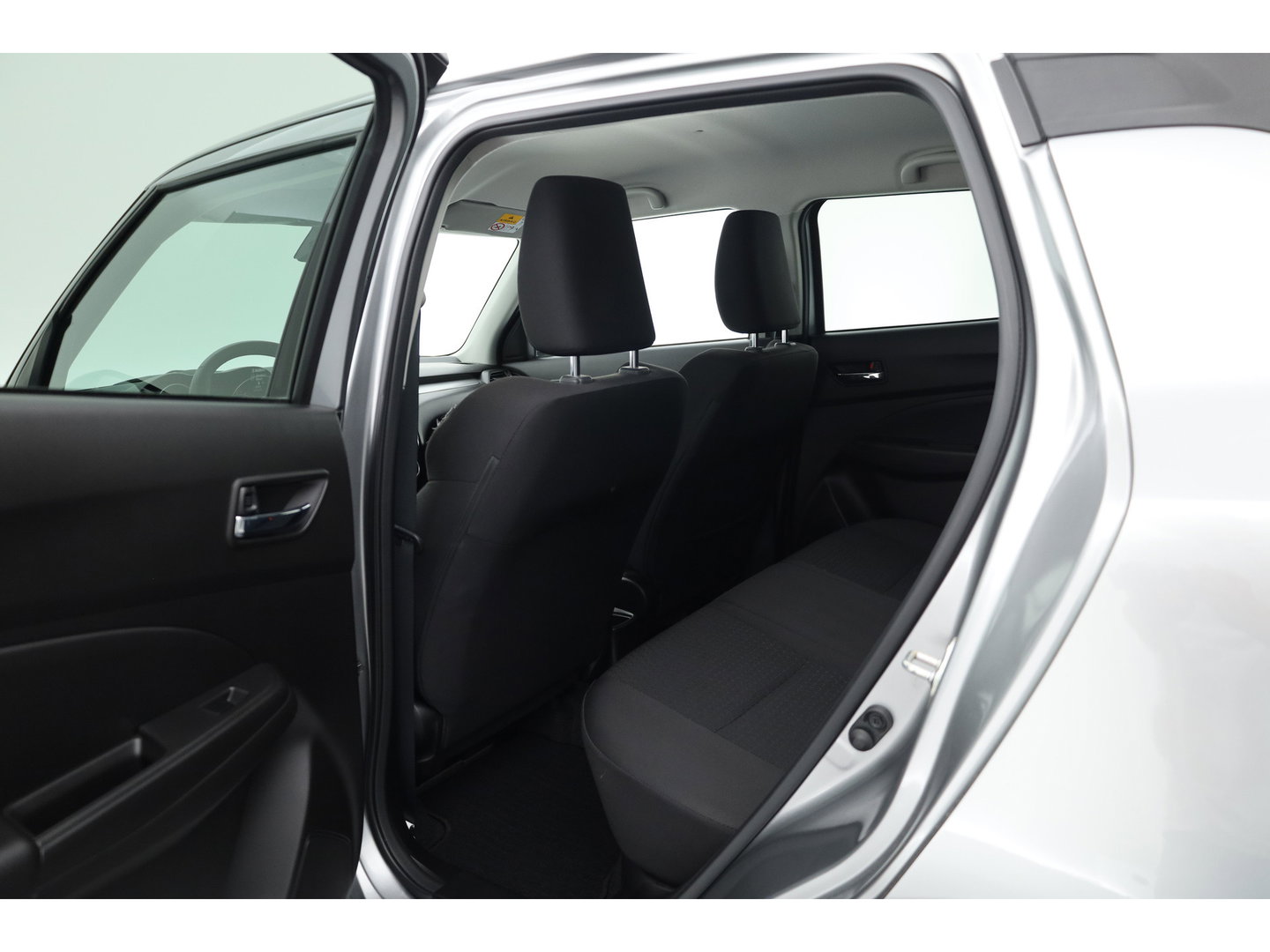 Suzuki Swift 1.2 Style Smart Hybrid | Camera | Adapt. Cruise | Dodehoek | Stoelverw. | NAV+Carplay | Keyless | PDC V