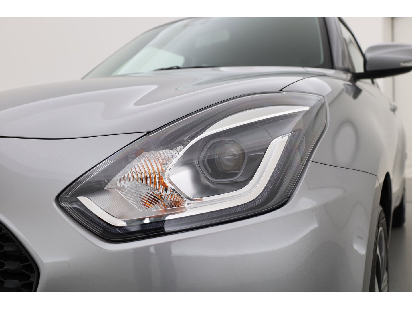 Suzuki Swift 1.2 Style Smart Hybrid | Camera | Adapt. Cruise | Dodehoek | Stoelverw. | NAV+Carplay | Keyless | PDC V