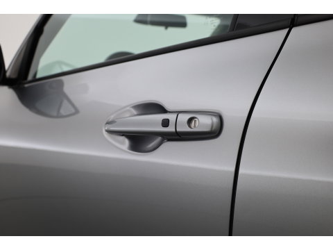 Suzuki Swift 1.2 Style Smart Hybrid | Camera | Adapt. Cruise | Dodehoek | Stoelverw. | NAV+Carplay | Keyless | PDC V