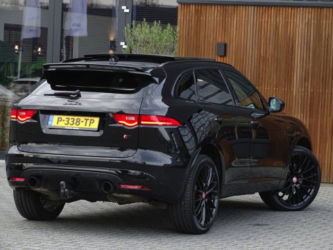 Jaguar F-Pace 3.0 S/C S 381PK / ACC / LED