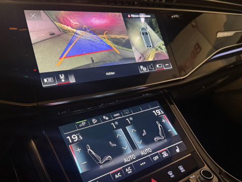Audi Q8 55 TFSI e quattro Pro S-Line S-Line interieur l Luchtvering l Trekhaak l