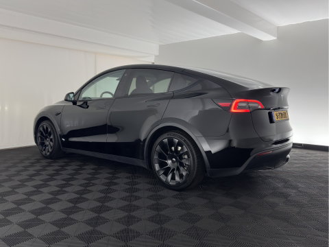 Tesla Model Y RWD 58 kWh [3-Fase-11kW] {SoH-89%} (INCL.BTW) Aut. *PANO | AUTO-PILOT | LEATHER | NAVI-FULLMAP | MATRIX-LED | KEYLESS | CAMERA | DAB+ | HEATED-COMFORTSEATS | PRIVACYGLASS | TOPVIEW | TOWBAR | 20''ALU*