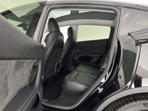 Tesla Model Y RWD 58 kWh [3-Fase-11kW] {SoH-89%} (INCL.BTW) Aut. *PANO | AUTO-PILOT | LEATHER | NAVI-FULLMAP | MATRIX-LED | KEYLESS | CAMERA | DAB+ | HEATED-COMFORTSEATS | PRIVACYGLASS | TOPVIEW | TOWBAR | 20''ALU*