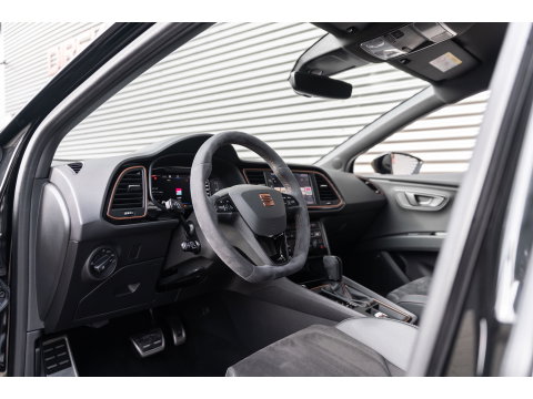 SEAT Leon ST 2.0 TSI 4DRIVE CUPRA R CARBON BREMBO BEATS