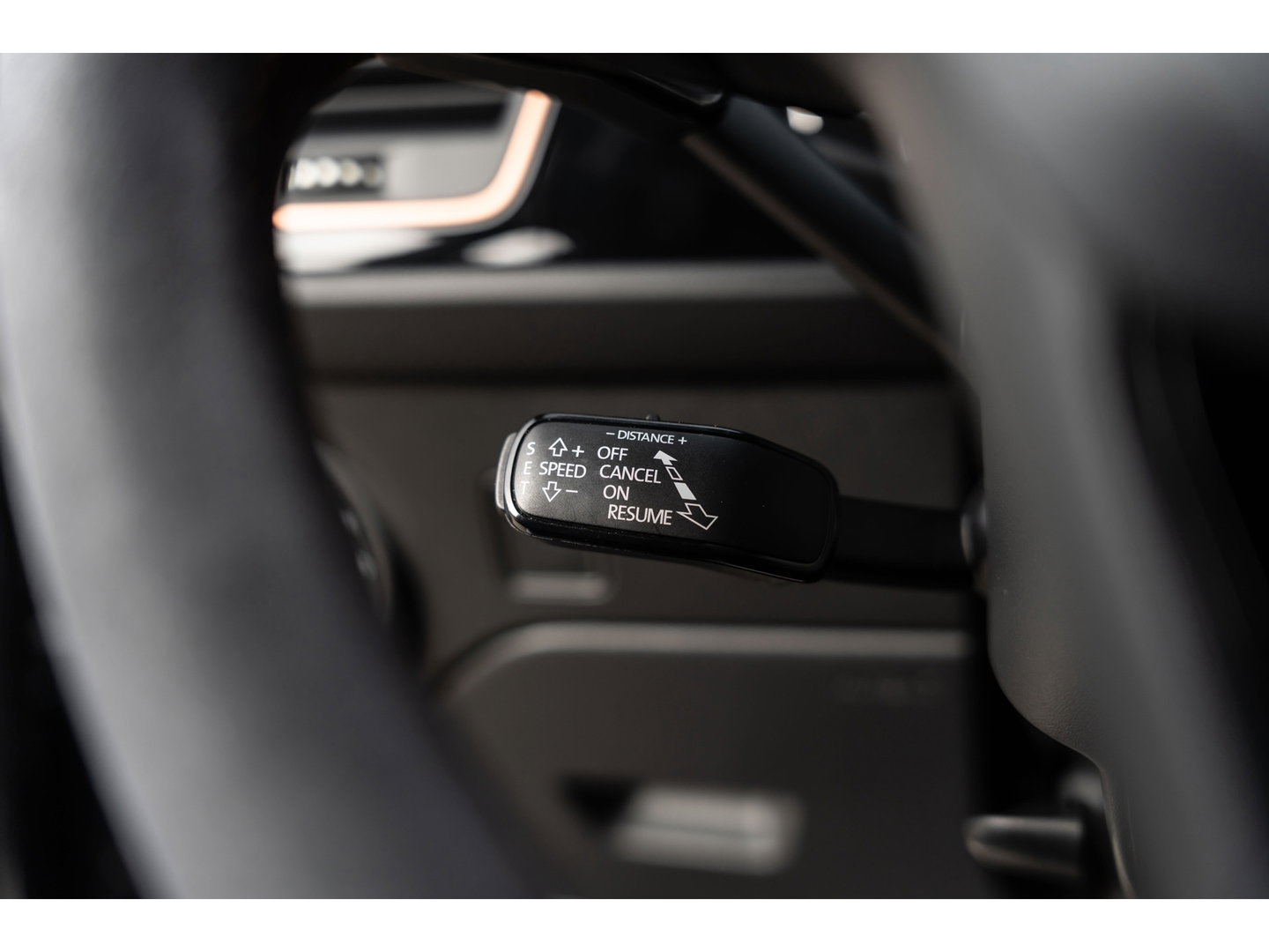 SEAT Leon ST 2.0 TSI 4DRIVE CUPRA R CARBON BREMBO BEATS