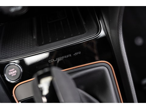 SEAT Leon ST 2.0 TSI 4DRIVE CUPRA R CARBON BREMBO BEATS