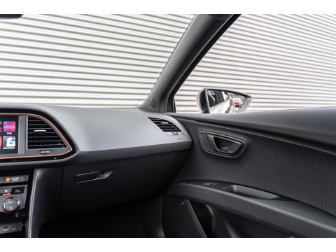 SEAT Leon ST 2.0 TSI 4DRIVE CUPRA R CARBON BREMBO BEATS