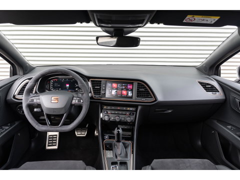 SEAT Leon ST 2.0 TSI 4DRIVE CUPRA R CARBON BREMBO BEATS