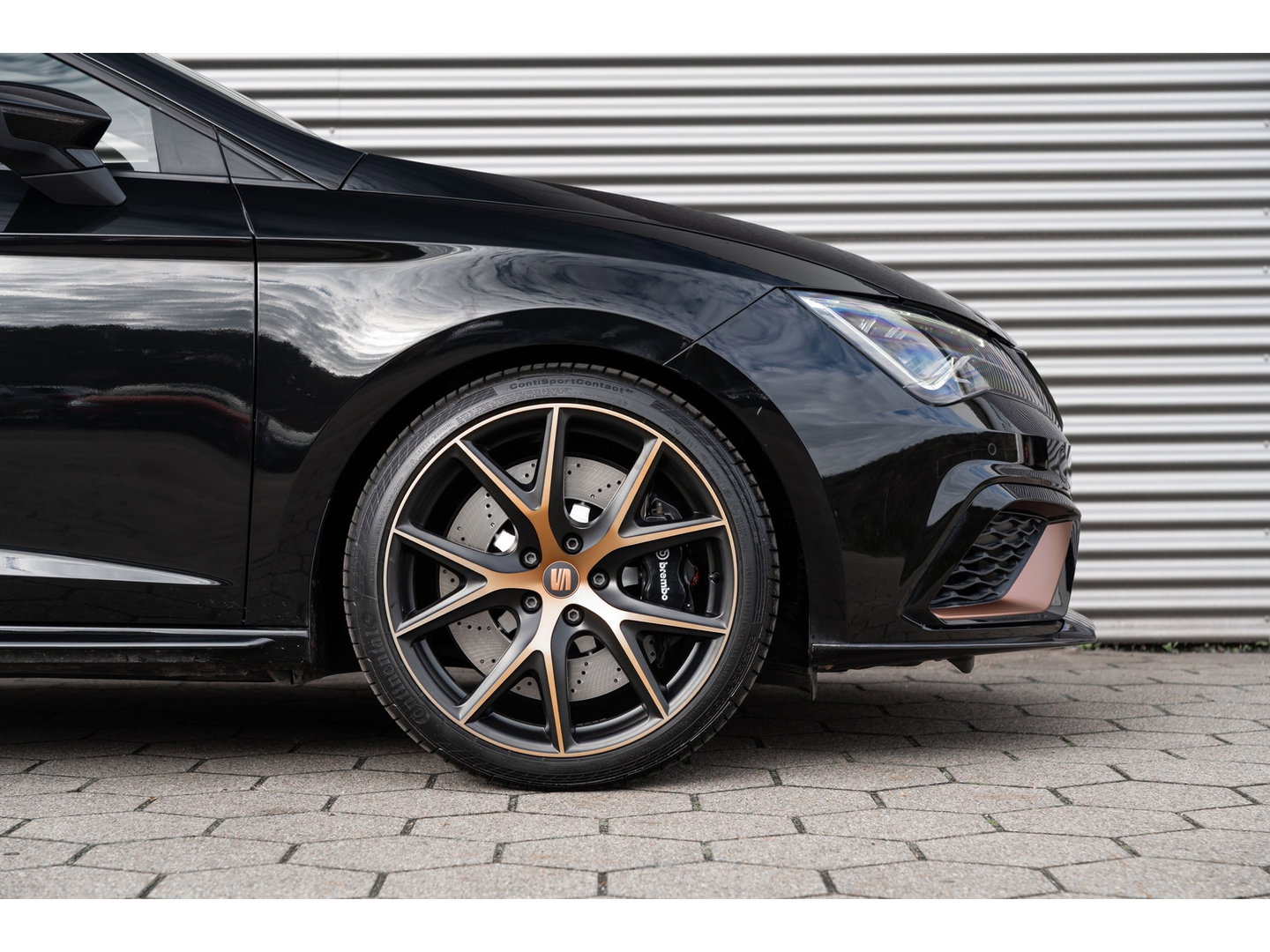 SEAT Leon ST 2.0 TSI 4DRIVE CUPRA R CARBON BREMBO BEATS