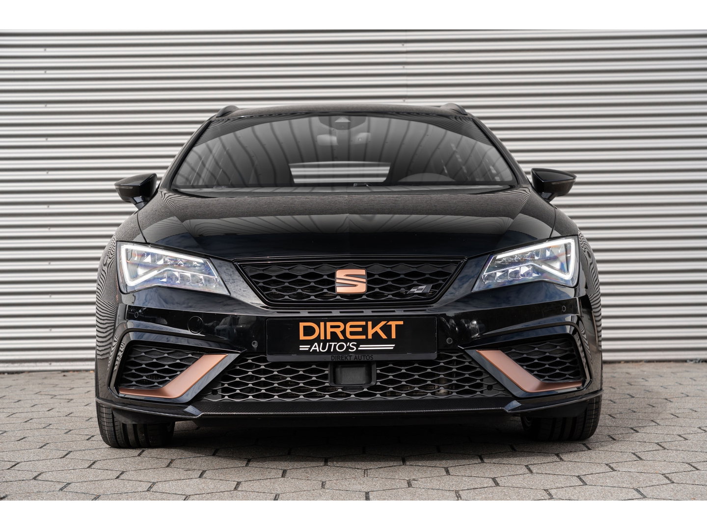 SEAT Leon ST 2.0 TSI 4DRIVE CUPRA R CARBON BREMBO BEATS