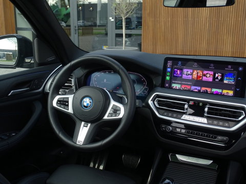 BMW X3 30e X-Drive 292PK M-Sport / M-Stoel / Harman Kardon / 360° / Laser / Pano