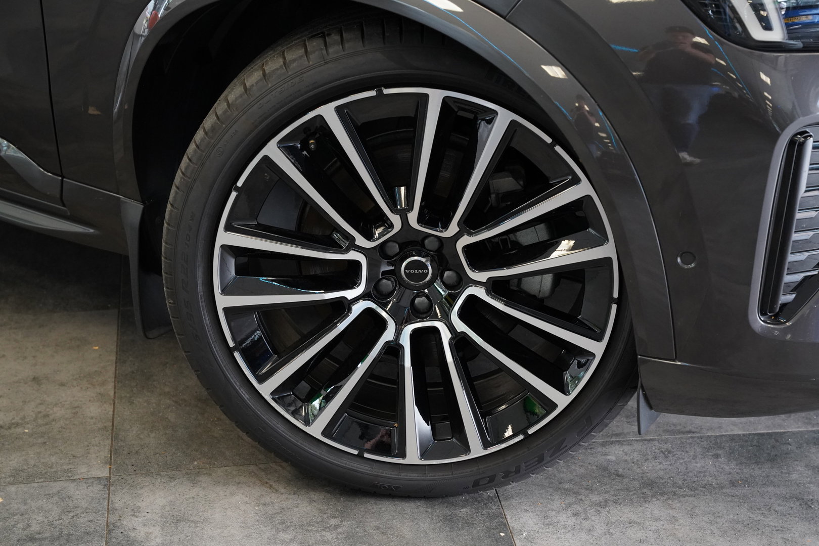 Volvo XC90 2.0 T8 Plug-in hybrid AWD Ultra Dark Panoramadak Bowers & Wilkins Leder Memory 360 Camera 7 Persoons