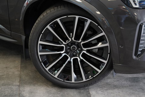 Volvo XC90 2.0 T8 Plug-in hybrid AWD Ultra Dark Panoramadak Bowers & Wilkins Leder Memory 360 Camera 7 Persoons