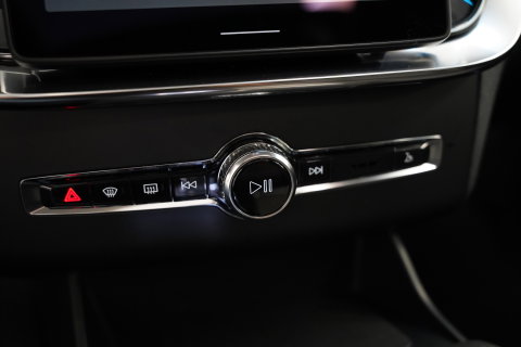 Volvo XC90 2.0 T8 Plug-in hybrid AWD Ultra Dark Panoramadak Bowers & Wilkins Leder Memory 360 Camera 7 Persoons