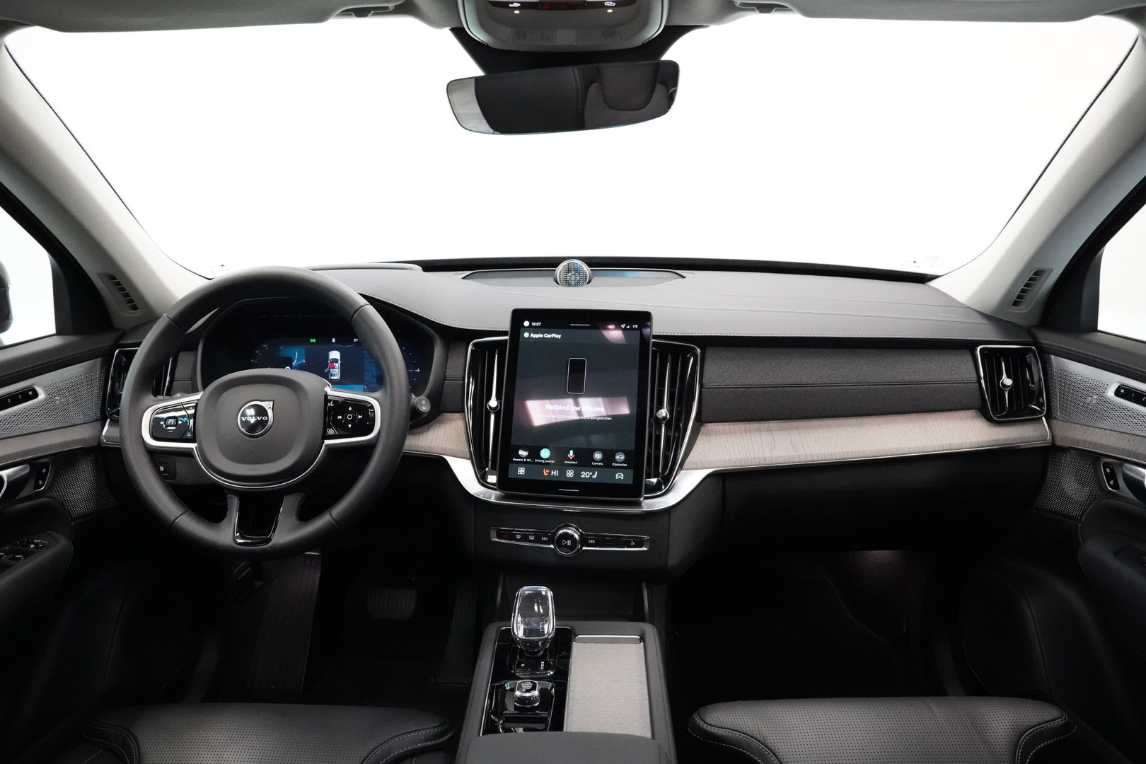 Volvo XC90 2.0 T8 Plug-in hybrid AWD Ultra Dark Panoramadak Bowers & Wilkins Leder Memory 360 Camera 7 Persoons