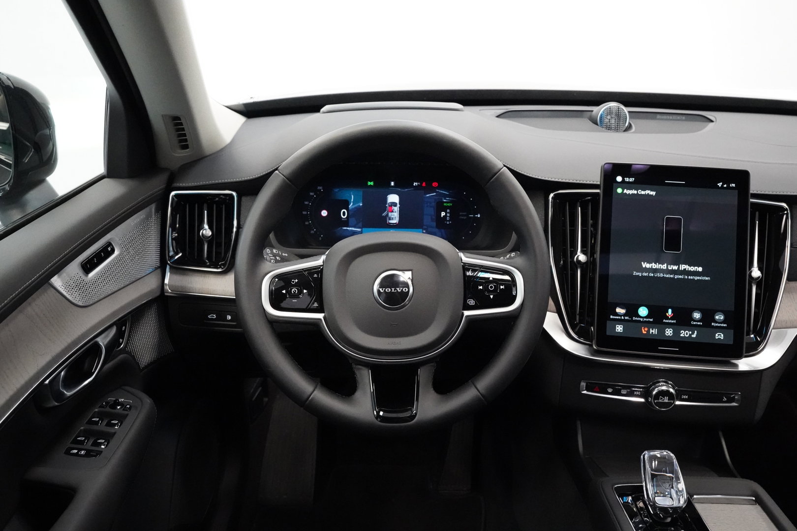 Volvo XC90 2.0 T8 Plug-in hybrid AWD Ultra Dark Panoramadak Bowers & Wilkins Leder Memory 360 Camera 7 Persoons