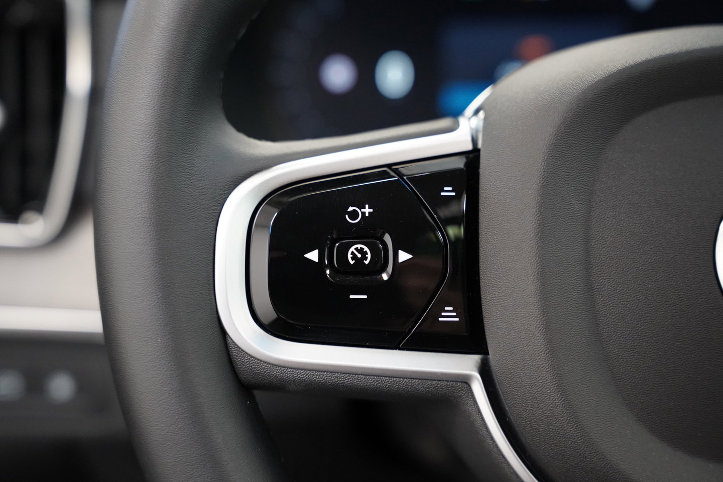 Volvo XC90 2.0 T8 Plug-in hybrid AWD Ultra Dark Panoramadak Bowers & Wilkins Leder Memory 360 Camera 7 Persoons