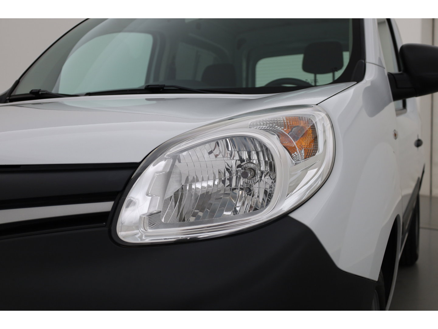 Renault Kangoo 1.5 dCi 75 Energy Comfort Compact Rijklaar !! | Weinig kilometers | Parkeersensoren | Achterklep