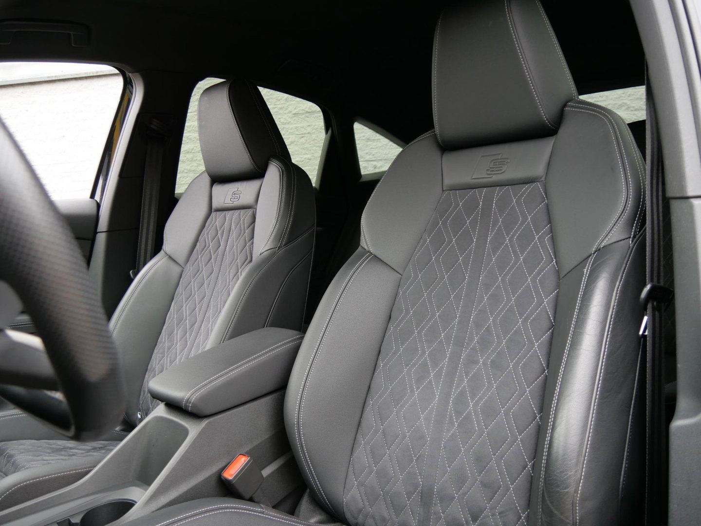 Audi Q4 Sportback e-tron 40 S-EDITION/ ELEKT. STOELEN/ BLINDSPOT/ HEAD-UP/ SONOS AUDIO/ SOH 95%