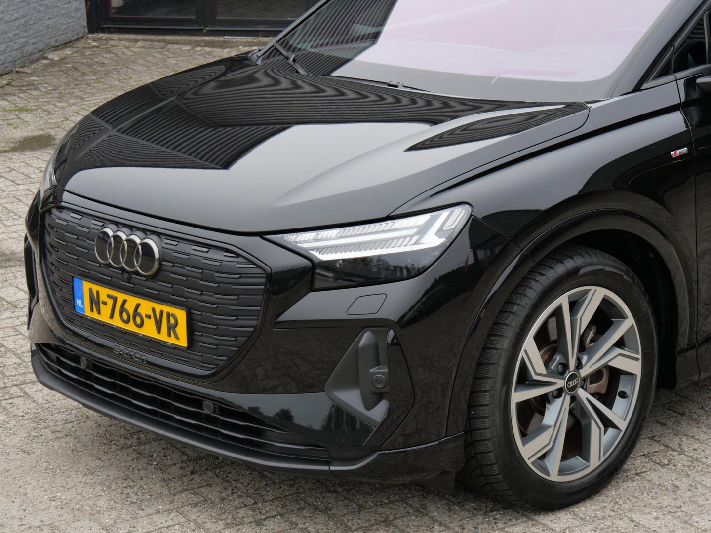 Audi Q4 Sportback e-tron 40 S-EDITION/ ELEKT. STOELEN/ BLINDSPOT/ HEAD-UP/ SONOS AUDIO/ SOH 95%