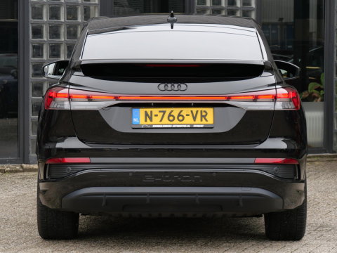 Audi Q4 Sportback e-tron 40 S-EDITION/ ELEKT. STOELEN/ BLINDSPOT/ HEAD-UP/ SONOS AUDIO/ SOH 95%