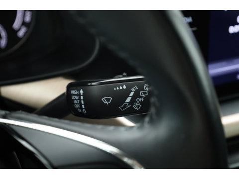 Škoda Kamiq 1.5 TSI ACT Business Edition DSG 150pk | Trekhaak | Apple CarPlay | Stoelverw. | All Seasons | Keyless | PDC A