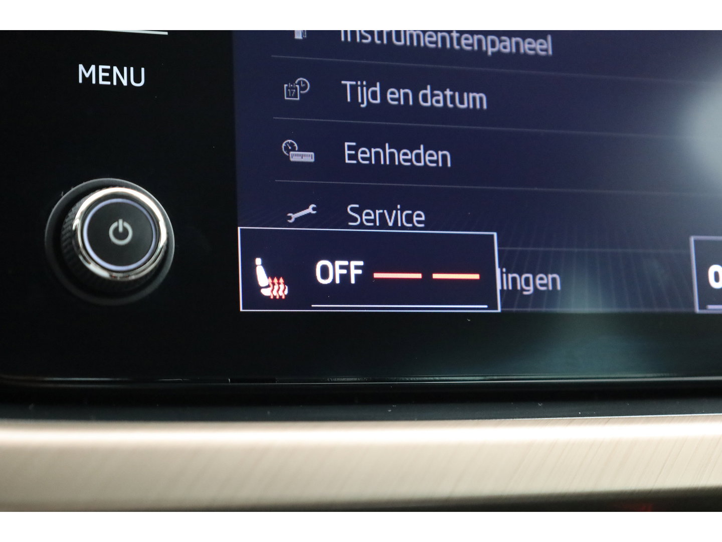 Škoda Kamiq 1.5 TSI ACT Business Edition DSG 150pk | Trekhaak | Apple CarPlay | Stoelverw. | All Seasons | Keyless | PDC A