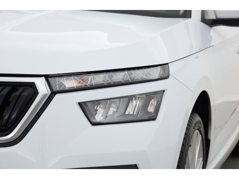 Škoda Kamiq 1.5 TSI ACT Business Edition DSG 150pk | Trekhaak | Apple CarPlay | Stoelverw. | All Seasons | Keyless | PDC A