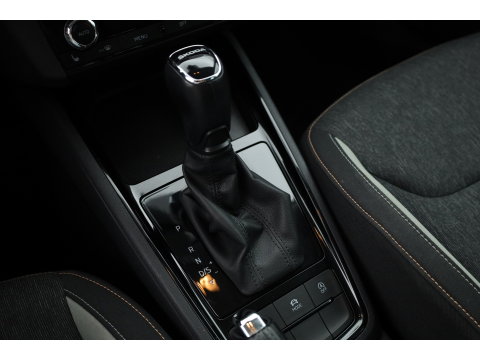 Škoda Kamiq 1.5 TSI ACT Business Edition DSG 150pk | Trekhaak | Apple CarPlay | Stoelverw. | All Seasons | Keyless | PDC A
