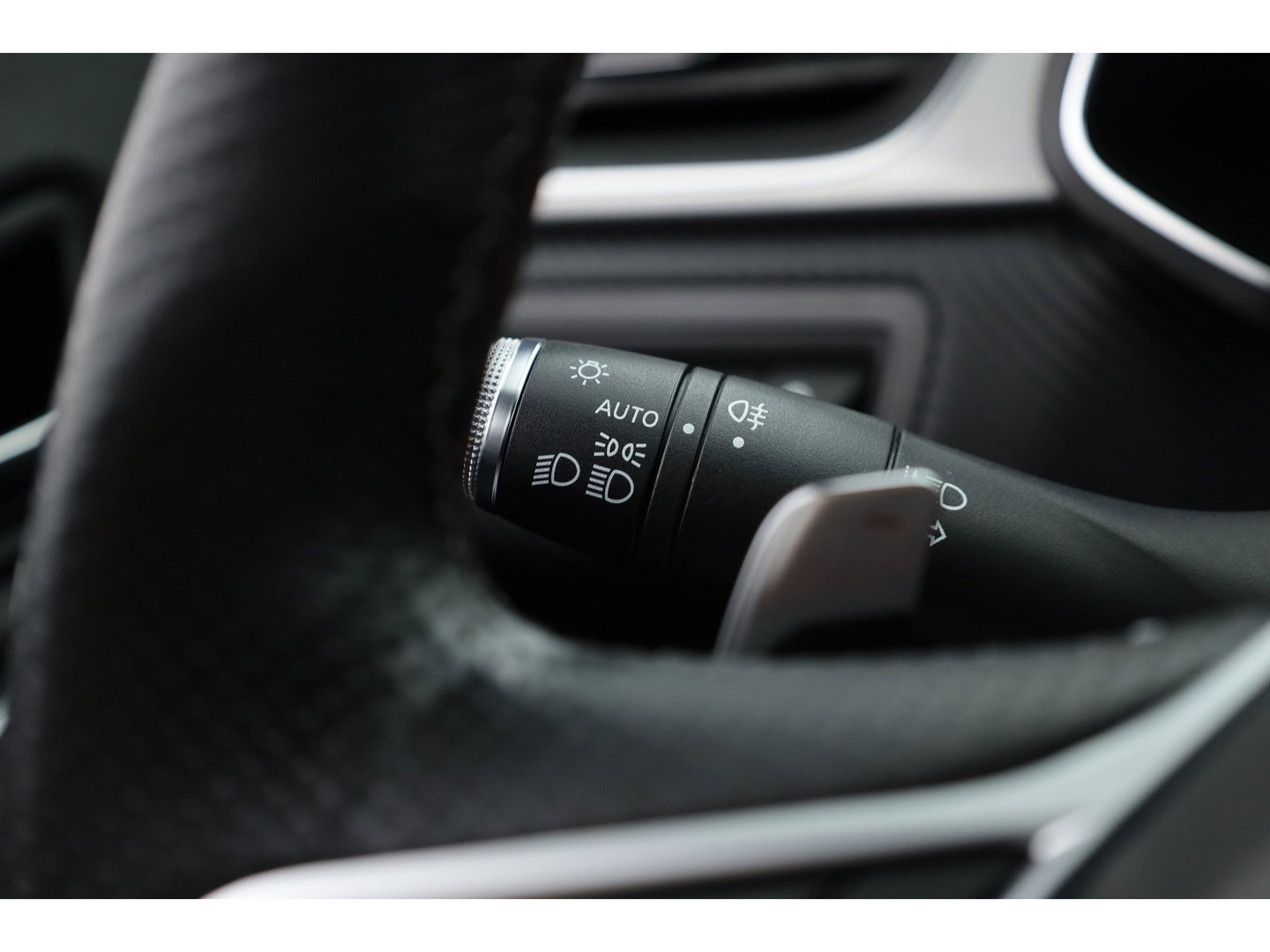 Renault Captur 1.3 mild hybrid 160 R.S. Line | Rijklaar! | Adapt. Cruise | 360cam | Apple Carplay | Navi | Keyless | Park Assist | Dodehoekdet.
