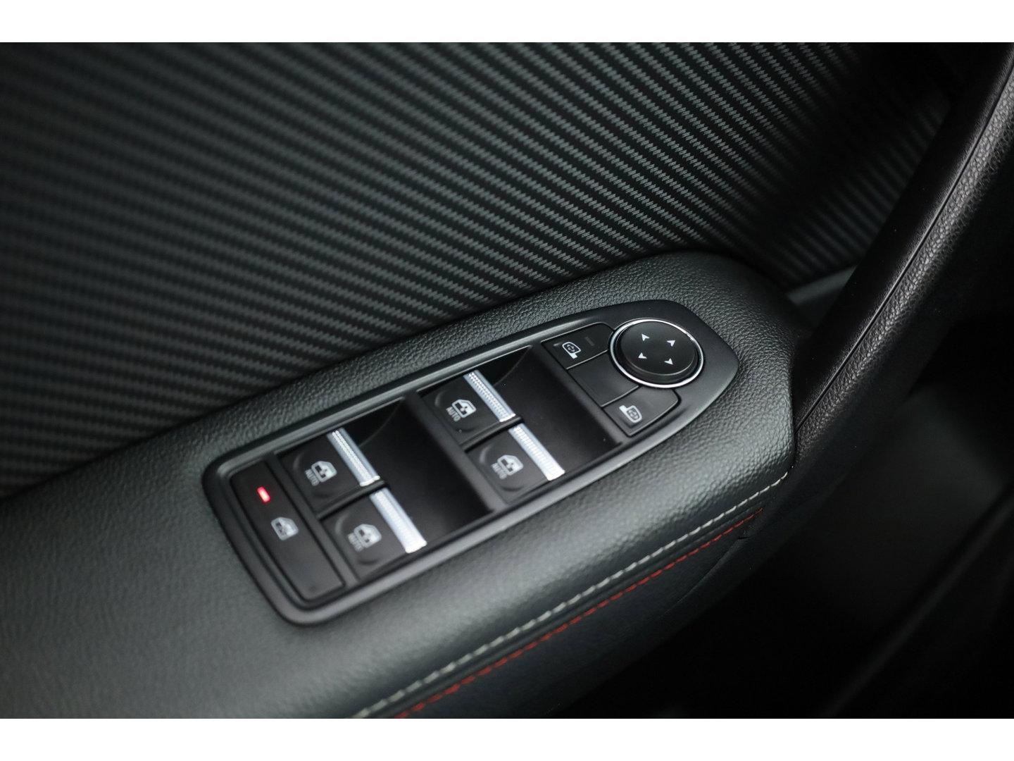 Renault Captur 1.3 mild hybrid 160 R.S. Line | Rijklaar! | Adapt. Cruise | 360cam | Apple Carplay | Navi | Keyless | Park Assist | Dodehoekdet.