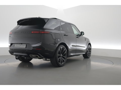 Land Rover Range Rover Sport P550e Autobiography PHEV | Achterasbesturing | Luchtvering | Black Pack | Massage + Ventilatie | Elek. Trekhaak | Comfort Pack| 23'' |